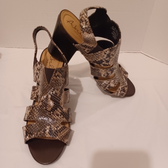 Thick Chunky Heel Sandals - Picture 6 of 12